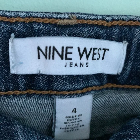 Nine West High Rise Straight Ankle Jeans Size 4 ** - Picture 4 of 13